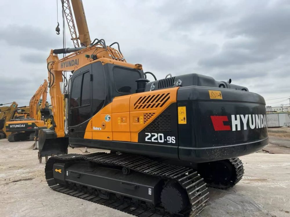 Hyundai R220-9S - Image 4