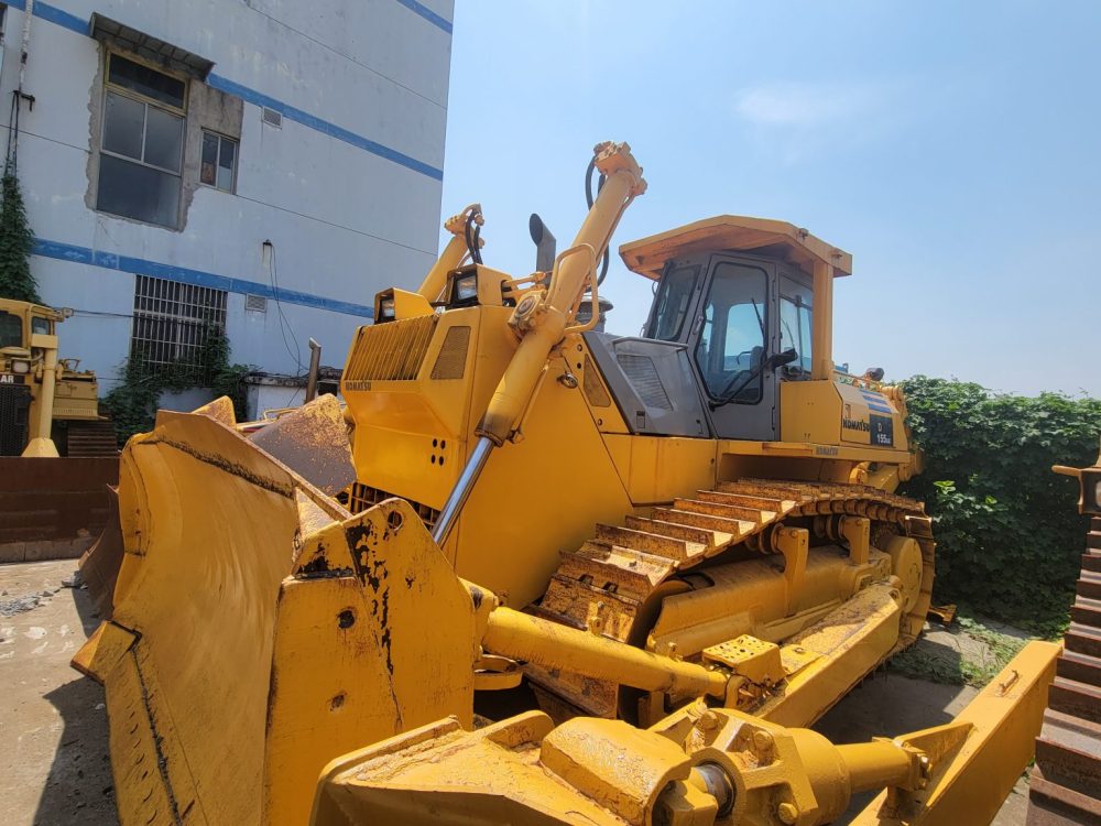 Komatsu Bulldozer D155A-5