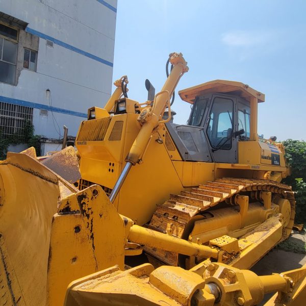 Komatsu Bulldozer D155A-5