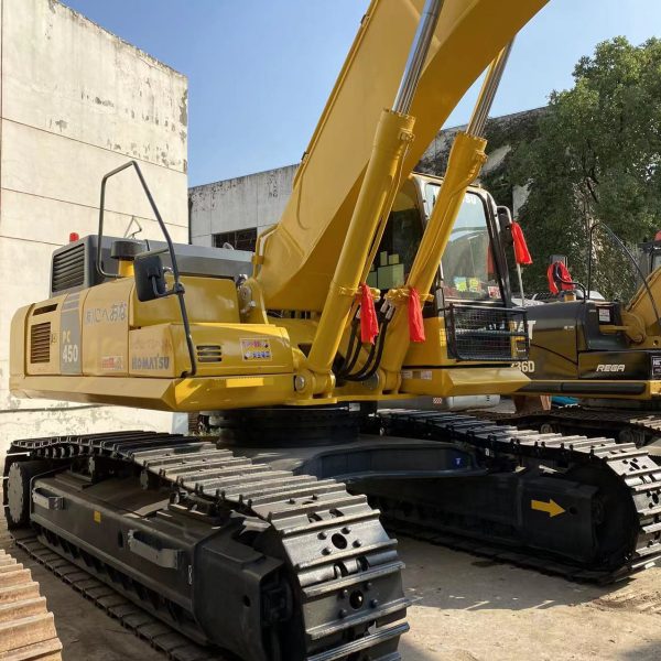 Komatsu Excavator PC450-8