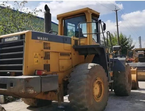 Komatsu Loader WA500-3