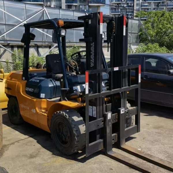Toyota Forklift 02-7FDK40