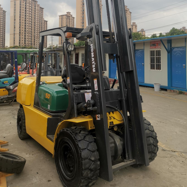 Komatsu Forklift FD50AT-7