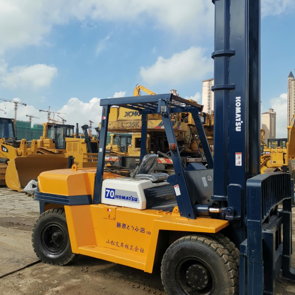 Komatsu Forklift FD70-6