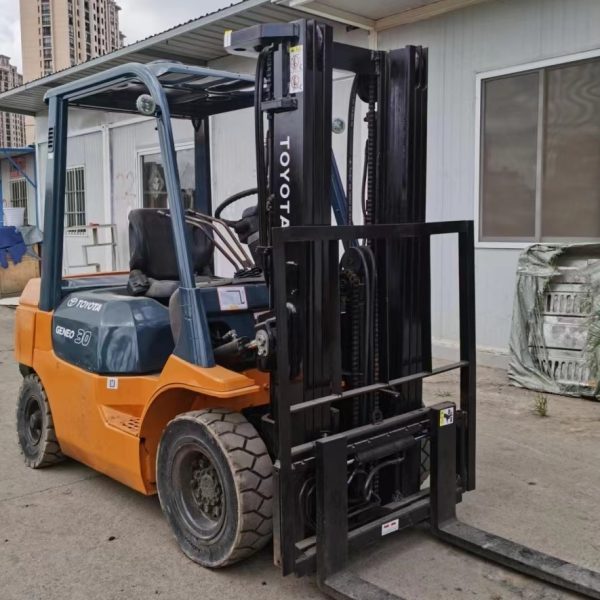 Toyota Forklift 7FD30