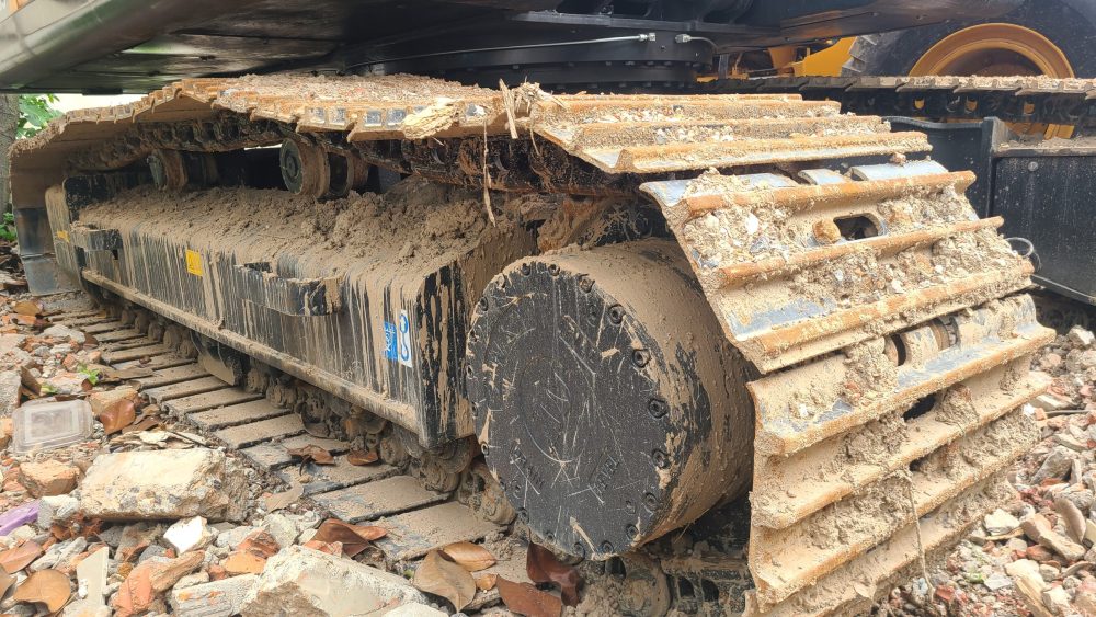 Hyundai 220LC-9S overhauled excavator ready to be shipped made year 2023 perfect condition - Image 4