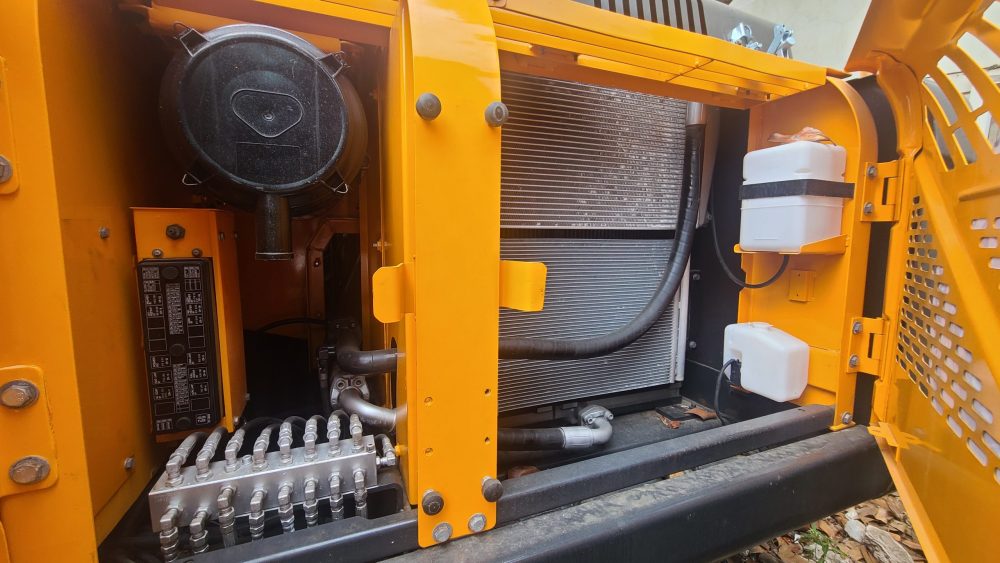 Hyundai 220LC-9S overhauled excavator ready to be shipped made year 2023 perfect condition - Image 6