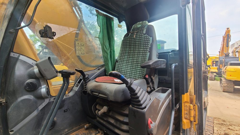 Hyundai 225LC-9T made year 2016 Excavator best high quality used machine - Image 9