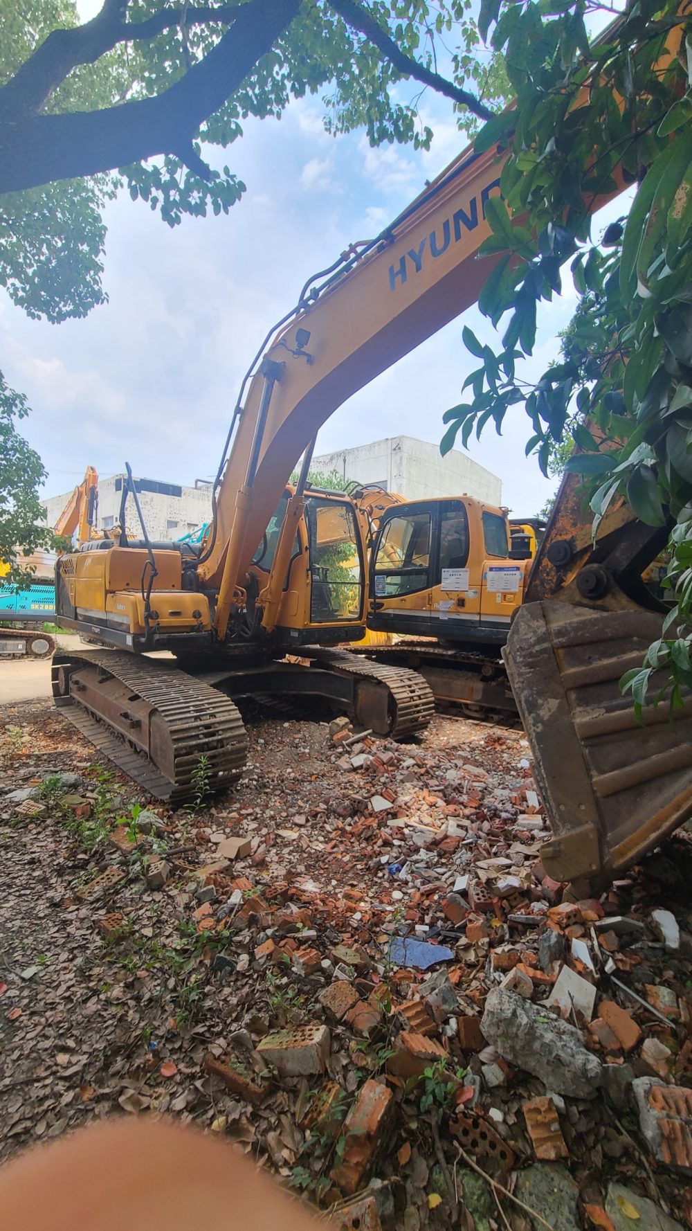Hyundai 225LC-9T made year 2016 Excavator best high quality used machine - Image 15