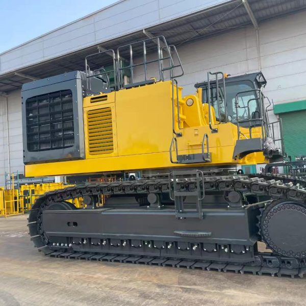 NEW Komatsu PC1250-11R Excavator – Heavy-Duty Performance, Ready for Work