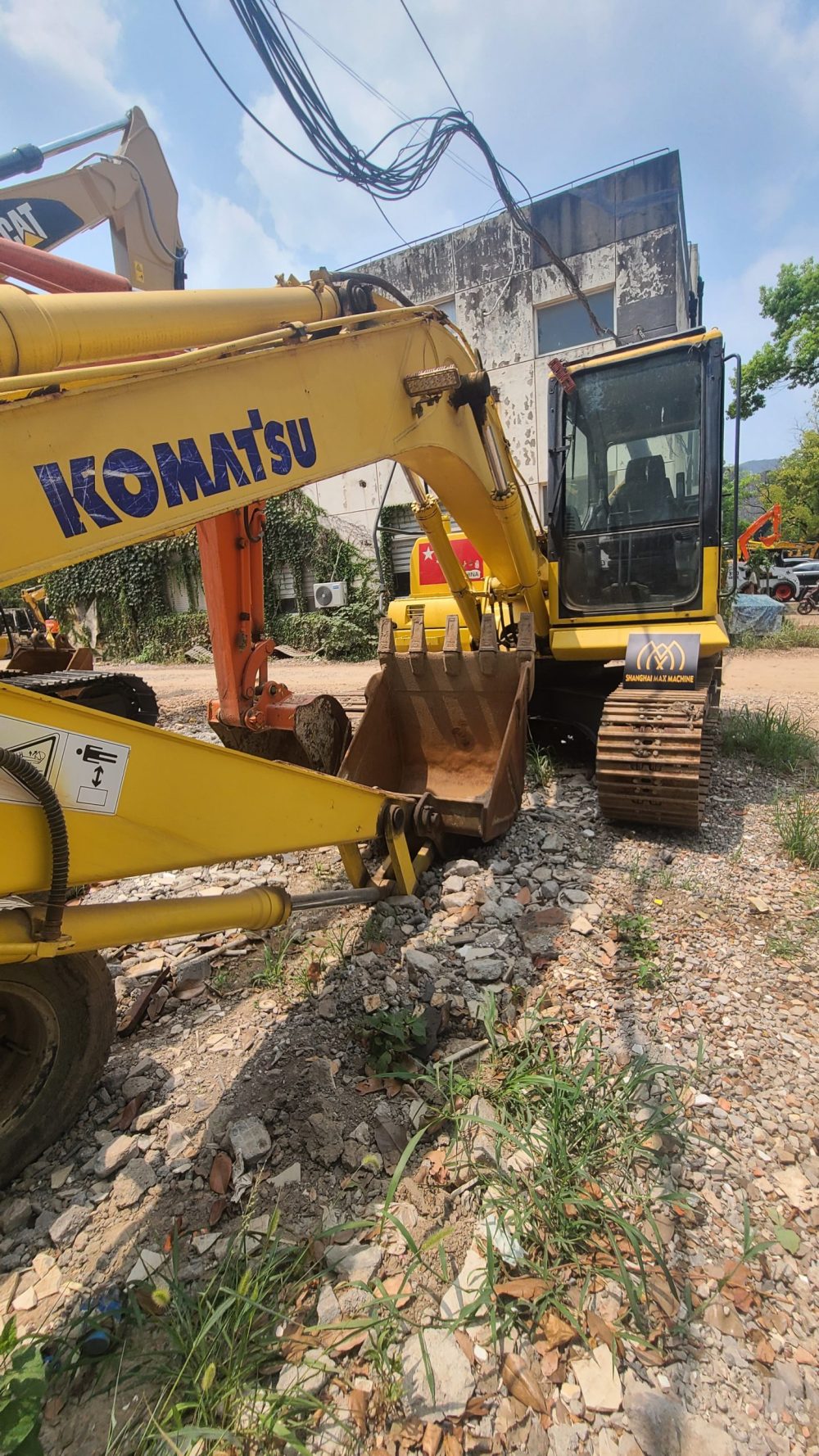 Komatsu PC130-7 Used Excavator – Reliable, Efficient, and Versatile - Image 3