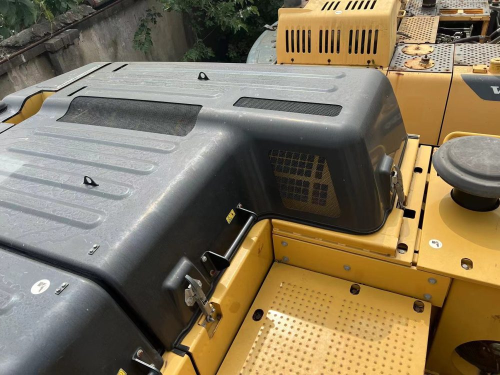 CAT 349E caterpillar used Excavator (2018) - Image 4