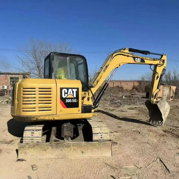 Caterpillar 305.5 year 2016 model CAT 305.5 Mini Excavator